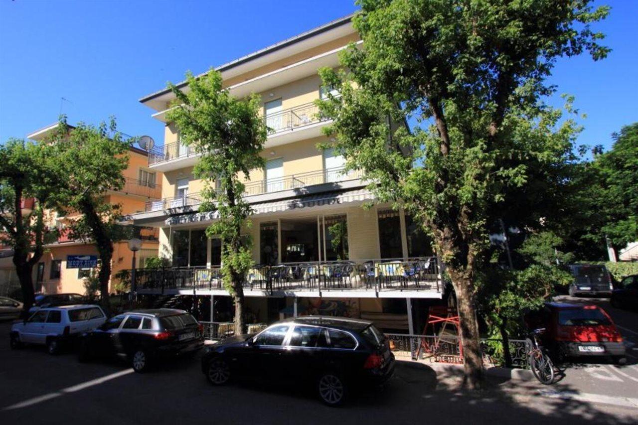Hotel Moby Dick Rimini Buitenkant foto