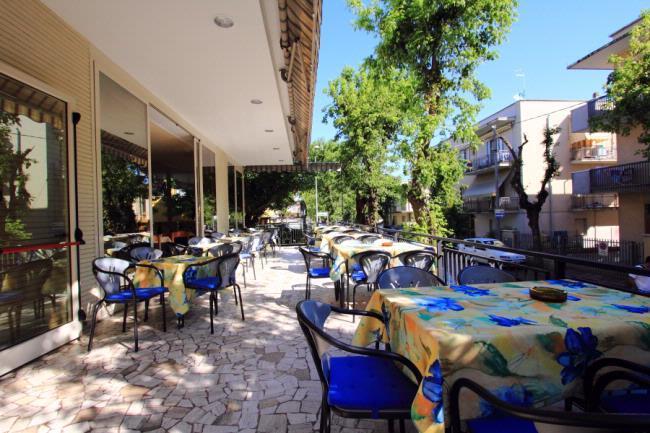 Hotel Moby Dick Rimini Buitenkant foto